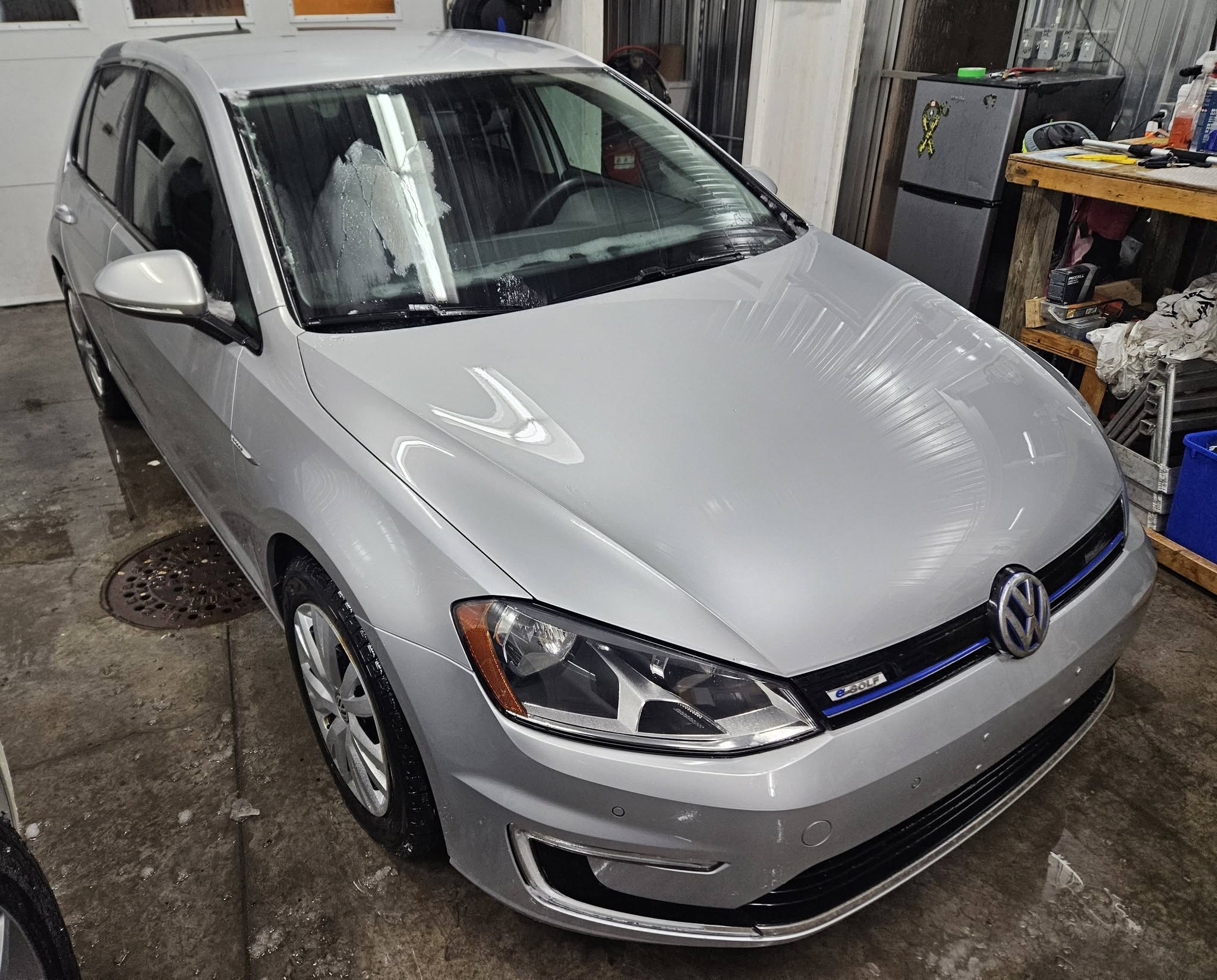 2015 Volkswagen e-Golf Hatchback Electrique - Image 2