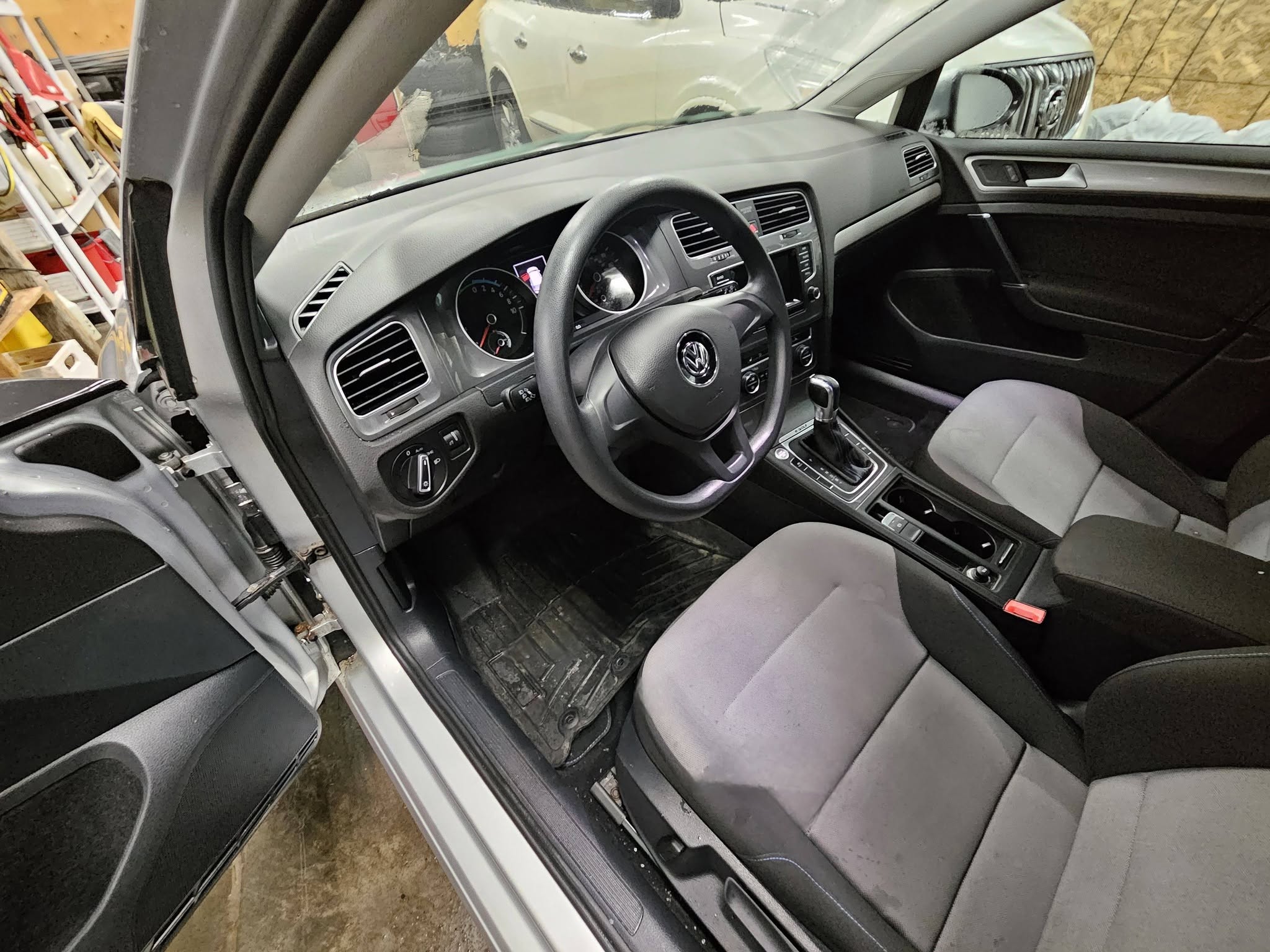 2015 Volkswagen e-Golf Hatchback Electrique - Image 7