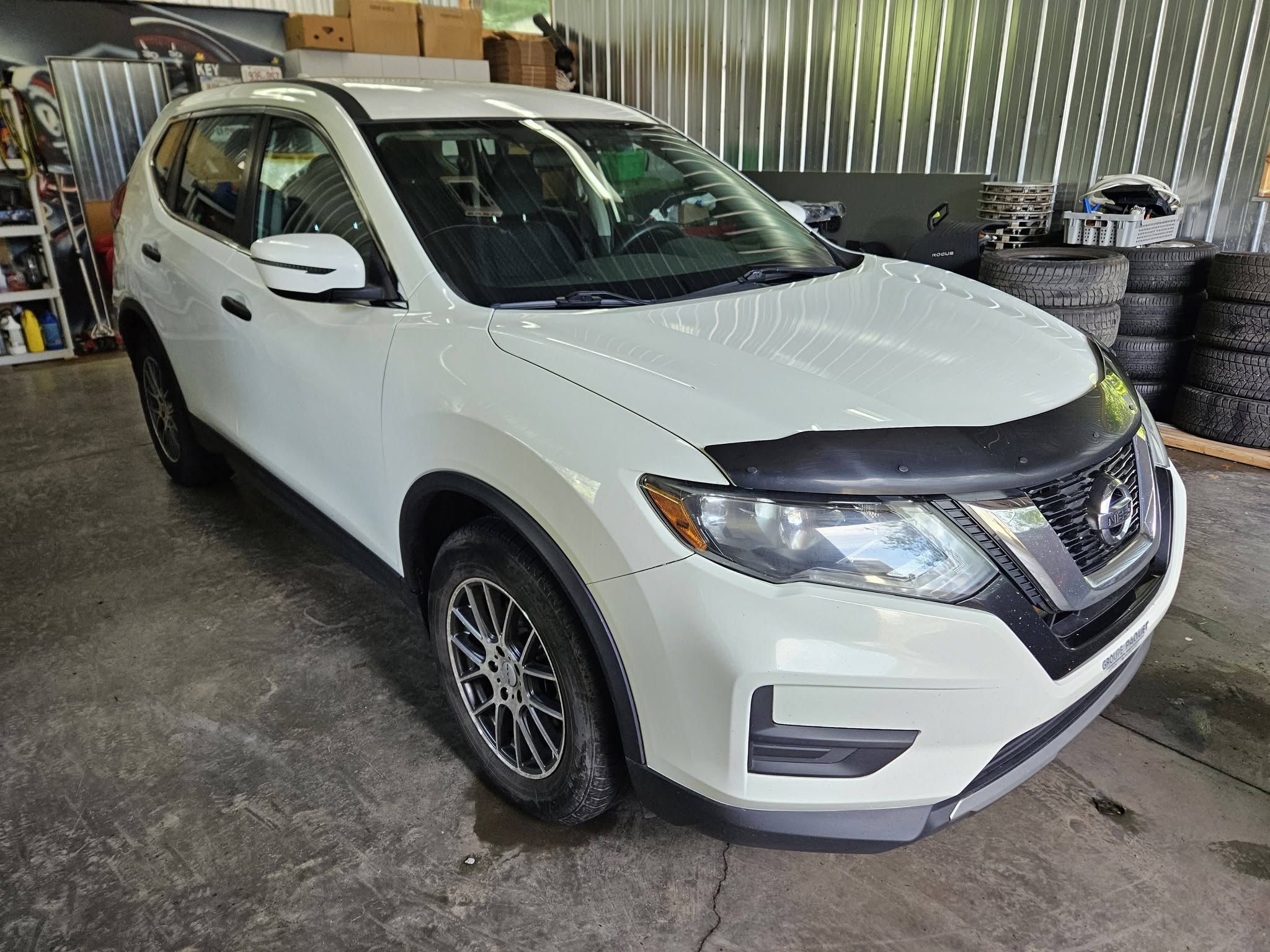 2017 Nissan Rogue S - Image 2