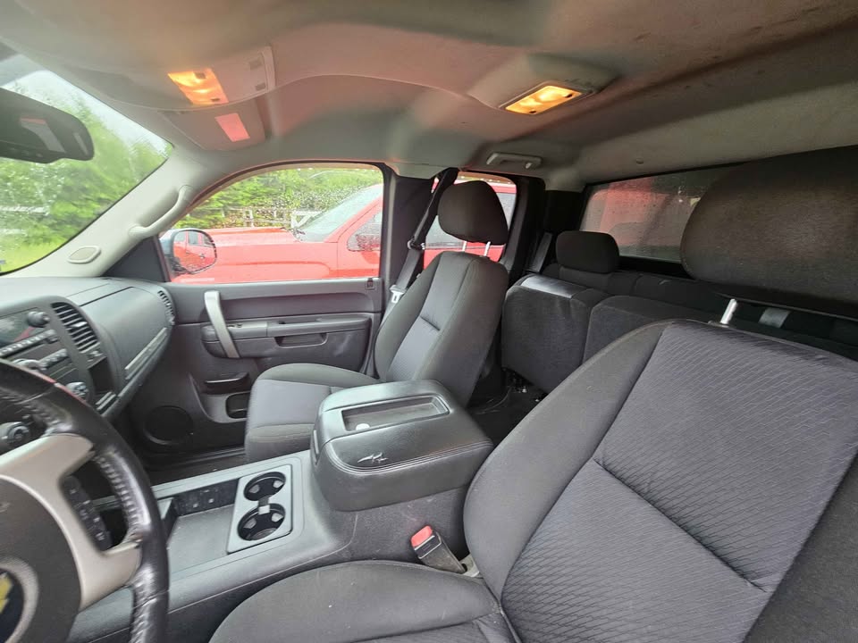 2010 Chevrolet Silverado 1500 LT 4x4 - Image 7