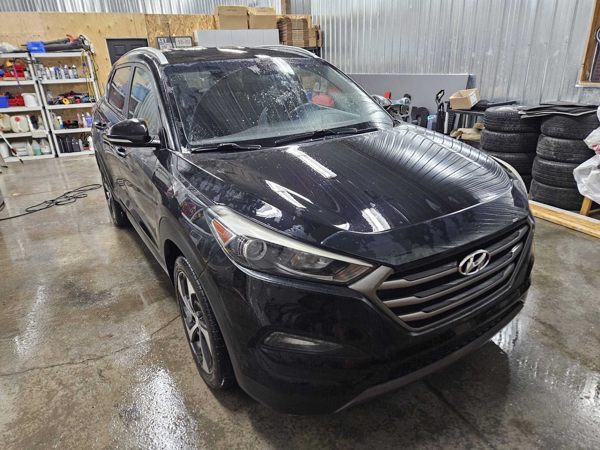 2016 Hyundai Tucson Premium 1.6L Turbo AWD - Image 2