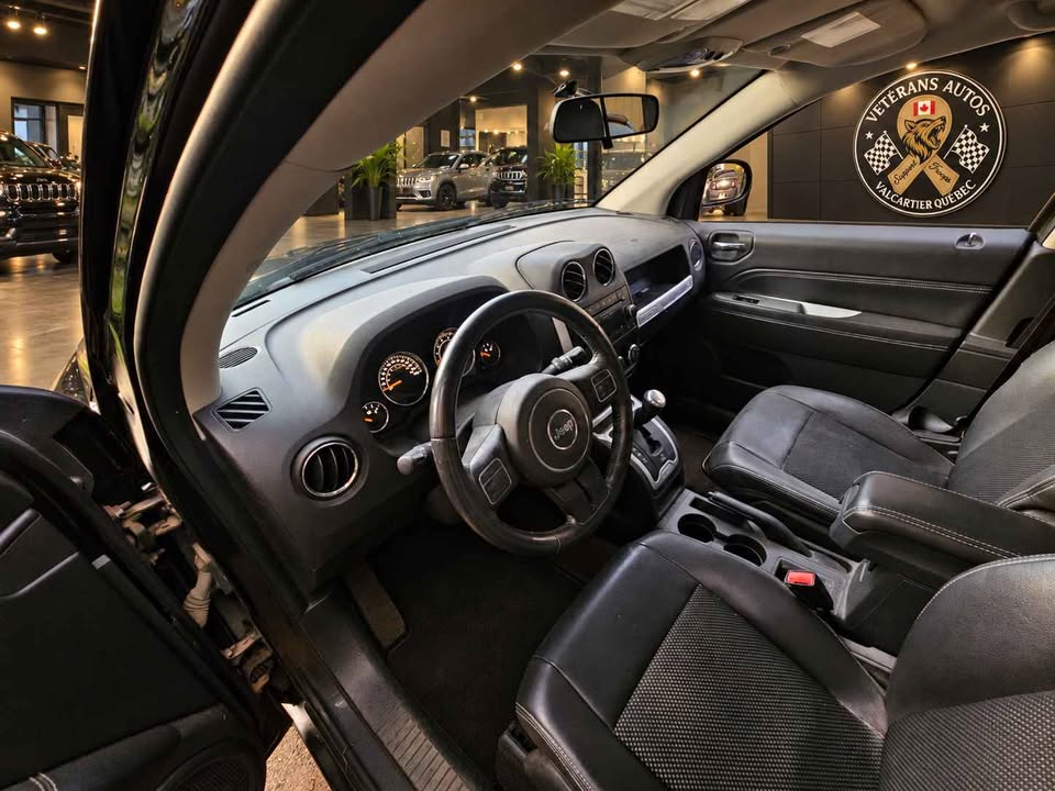 2014 Jeep Compass North - Image 8
