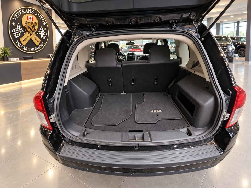 2014 Jeep Compass North - Image 7